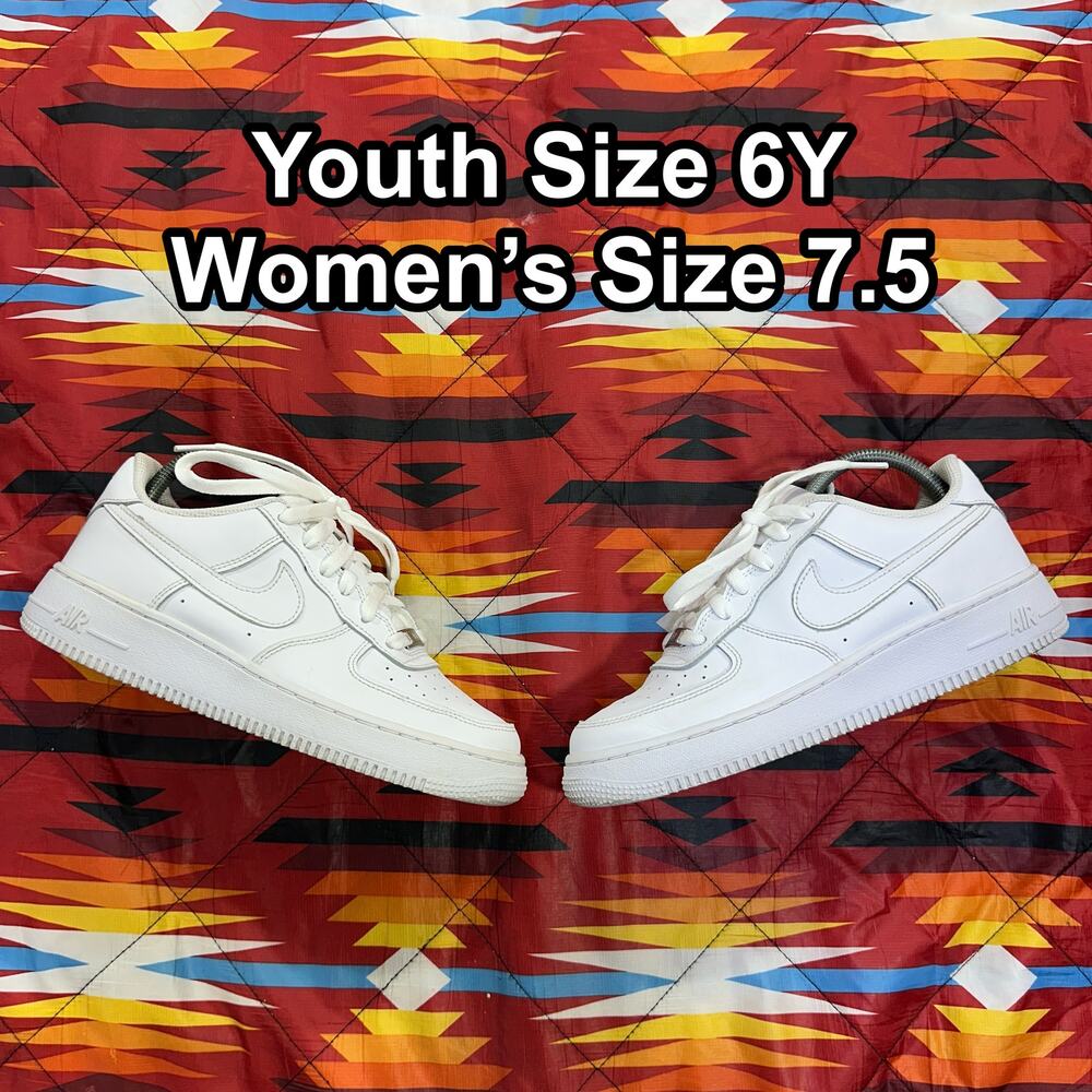 Nike Air Force 1 LE GS Triple White Low Sneakers DH2920-111 Youth 6Y Womens 7.5